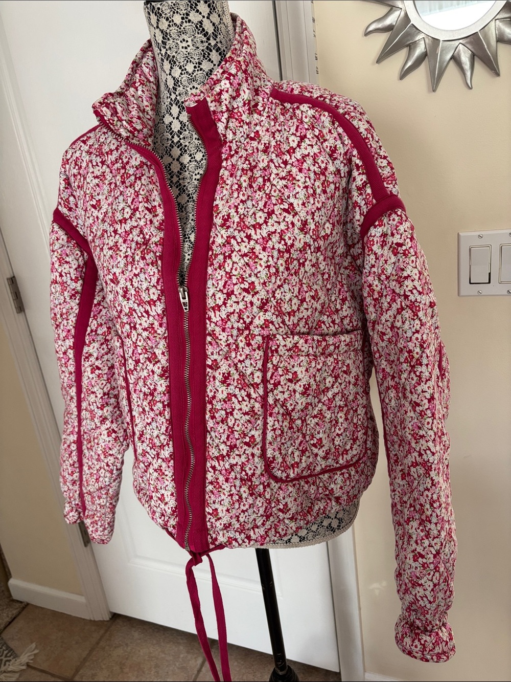 Blank NYC Ladies Pink Floral Quilted Jacket-M